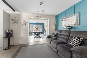 Photo 11- click for photo gallery